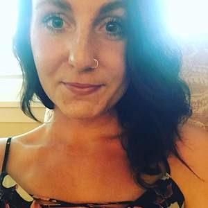 Meet your Posher, Emerald